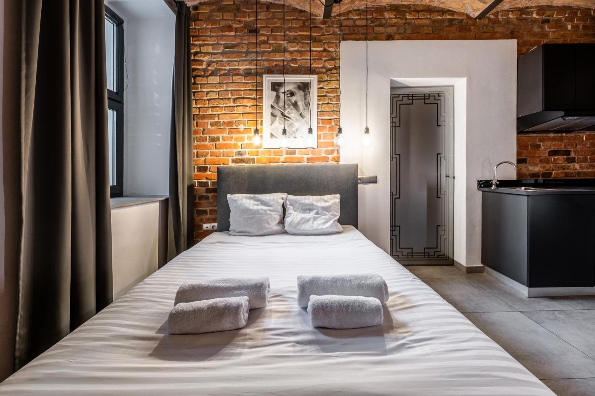 Rentplanet - Studio Kopernika Poznaň Exteriér fotografie